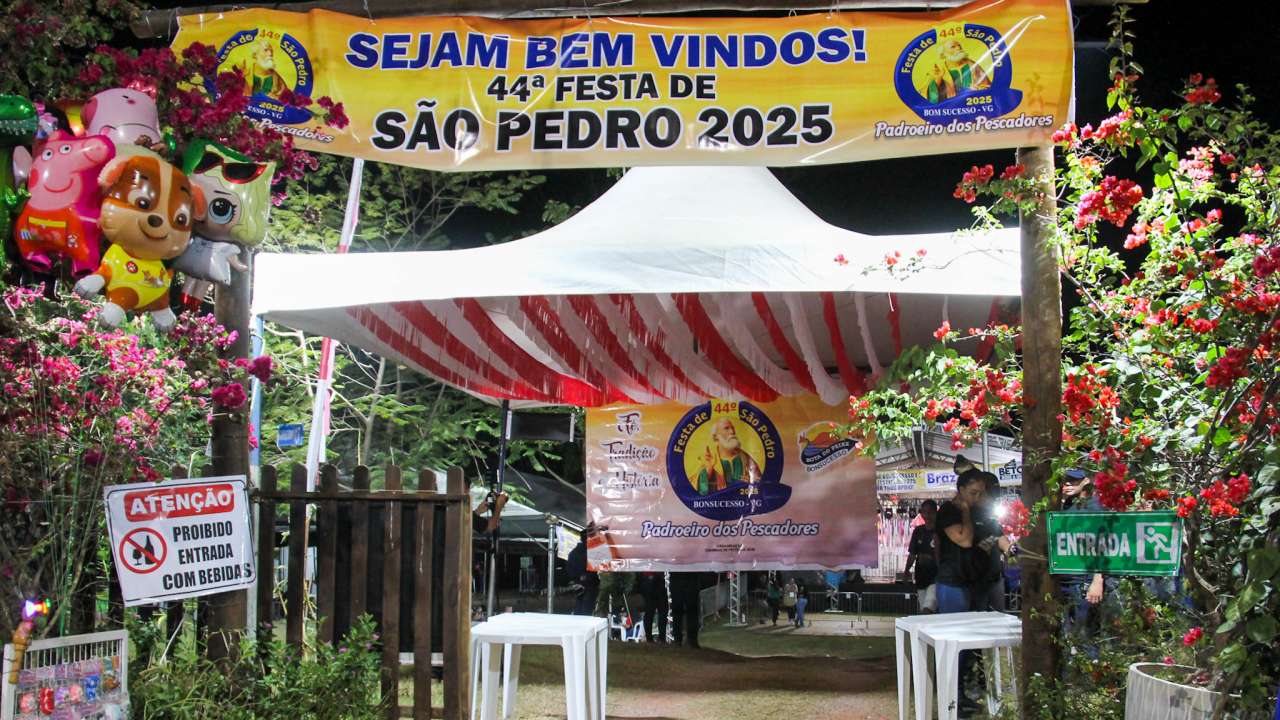 Festa ganha novo formato e une católicos e evangélicos na celebração da fé e da tradição