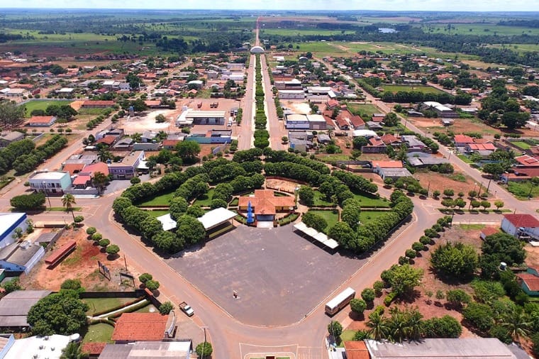 Justiça proíbe Câmara de contratar advogado e aciona vereadores; prefeito também é alvo