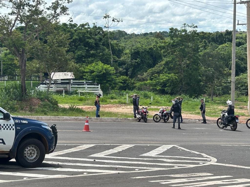 Polícia Militar frustra rolezinho, confisca 19 motocicletas e prende quatro em flagrante