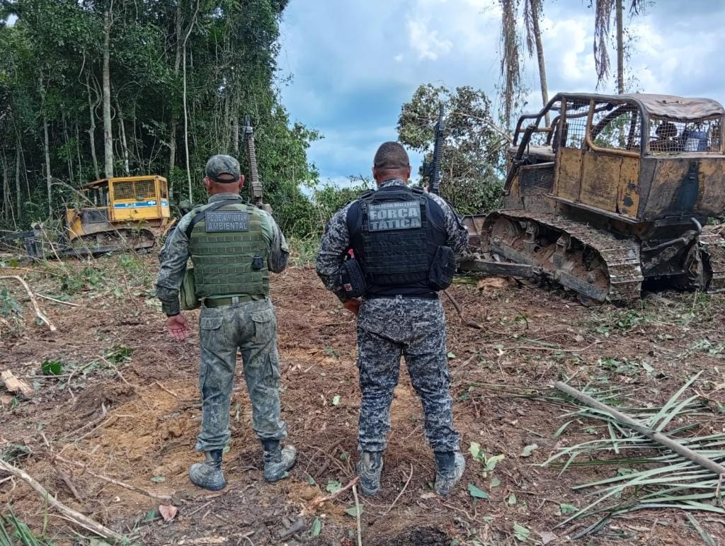 Operação da Polícia Ambiental de Mato Grosso apreende maquinário usado em desmatamento ilegal