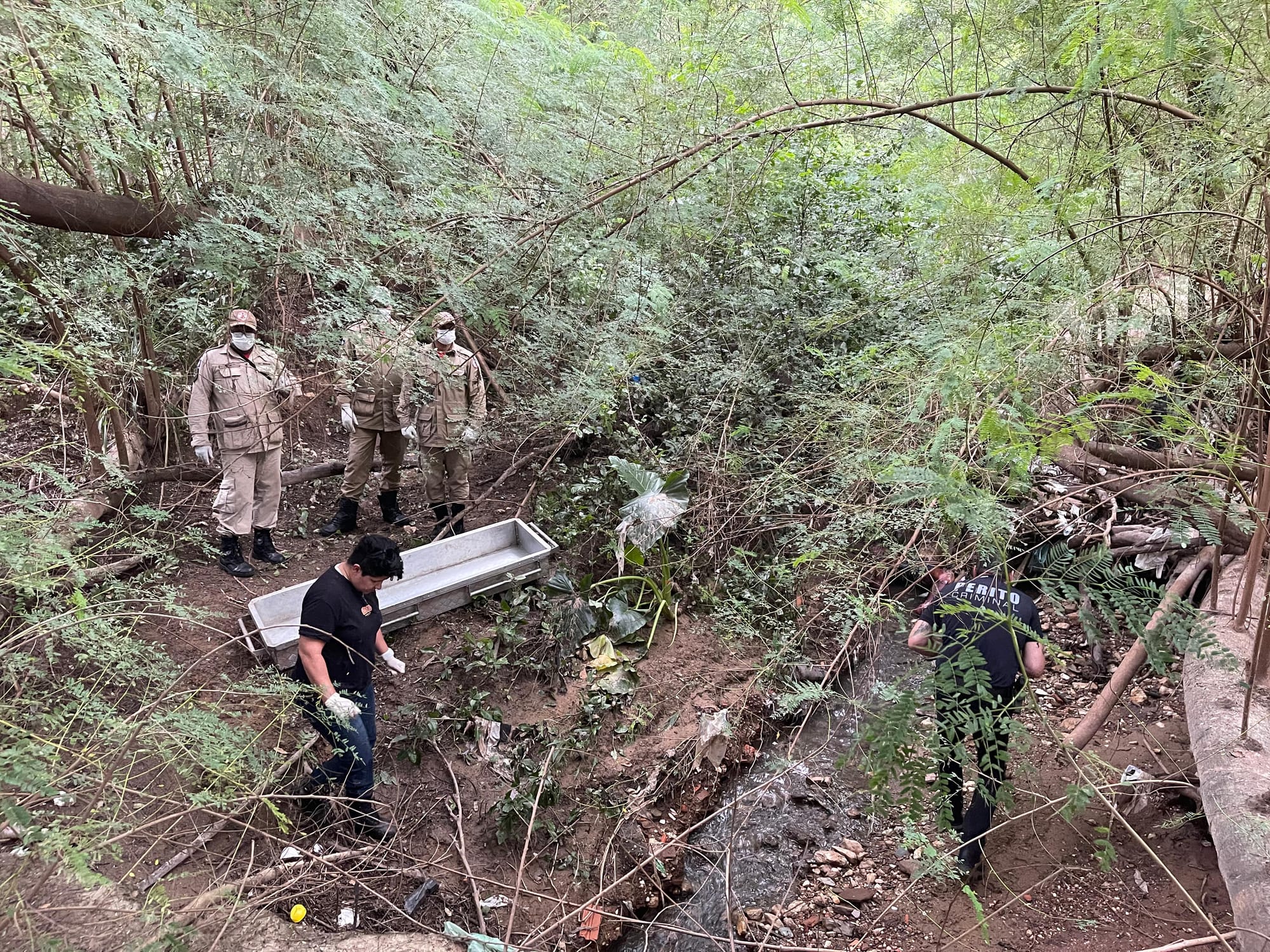 Homem é encontrado morto dentro de córrego no Despraiado, em Cuiabá