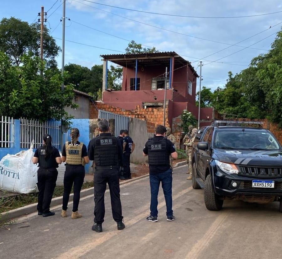 Investigados por tráfico de drogas, assassinatos e ‘salves’ são alvos da PC em Cuiabá