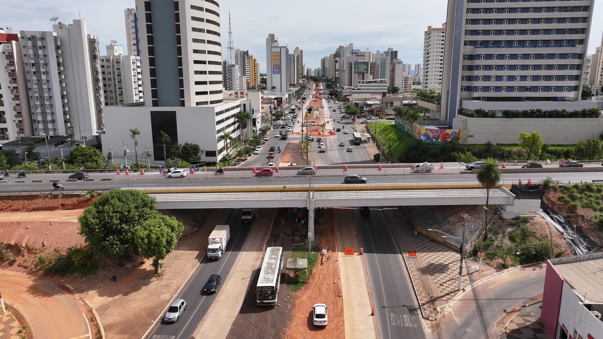 Após uma semana, trânsito no viaduto da Avenida do CPA em Cuiabá é liberado