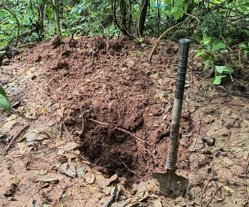 Primeira vítima encontrada em ‘cemitério clandestino’ de facção é homem de 25 anos