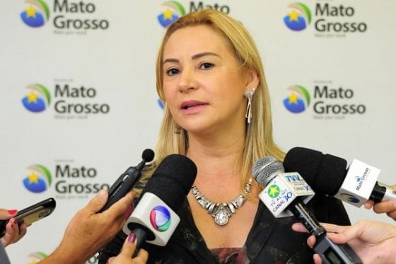 Juiz envia ao TJ ação penal contra ex-1ª-dama e mais 17 por supostos desvio de recursos