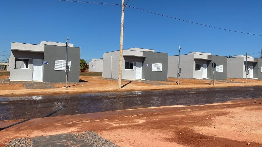Estado e Governo Federal  entregam 213 casas populares nesta segunda-feira