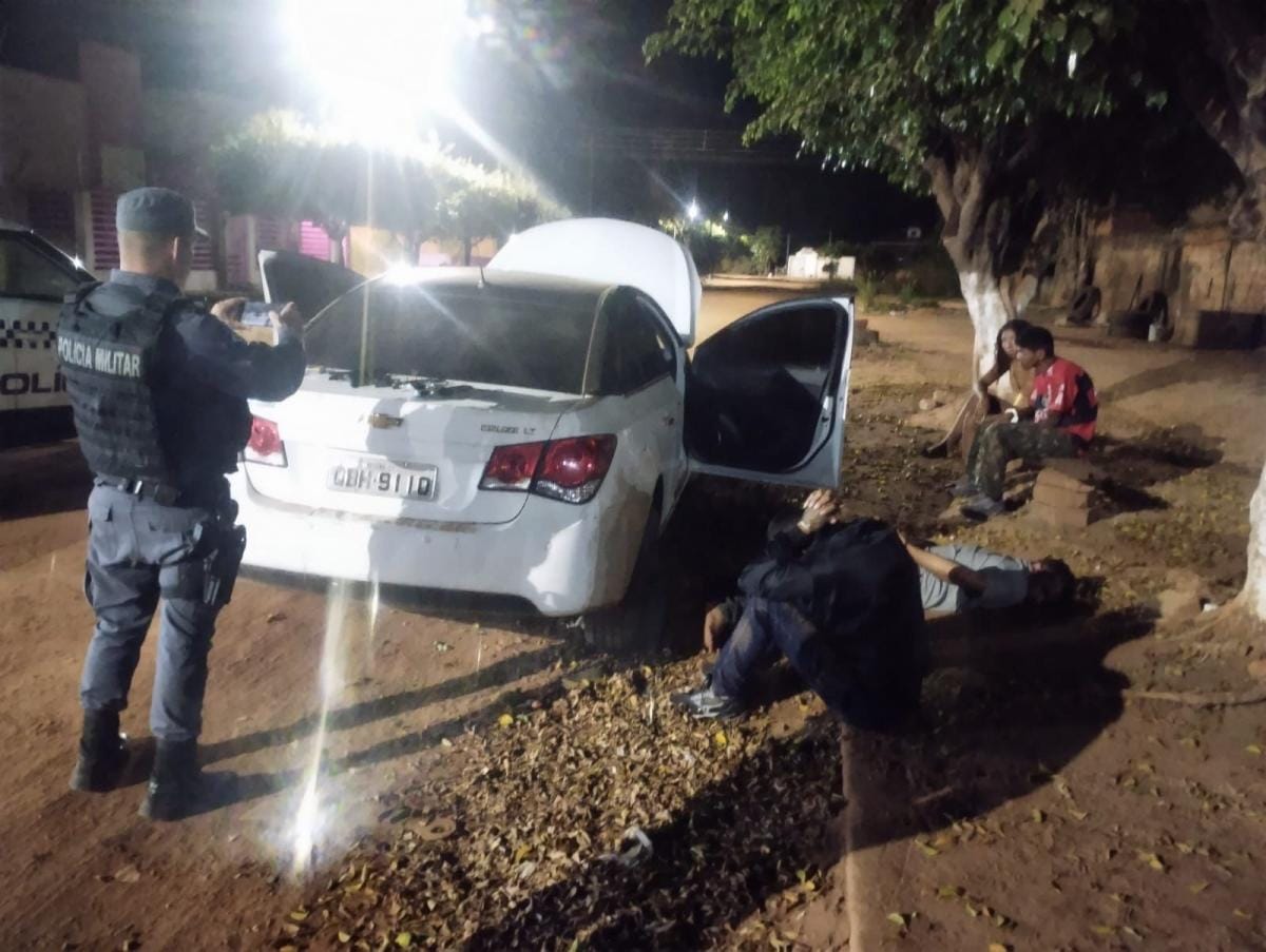 Membros de facção são presos com drogas, armas e munições enquanto planejavam assassinatos