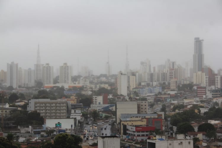 Frente fria chega em Mato Grosso e Cuiabá pode registrar temperatura de 11 graus
