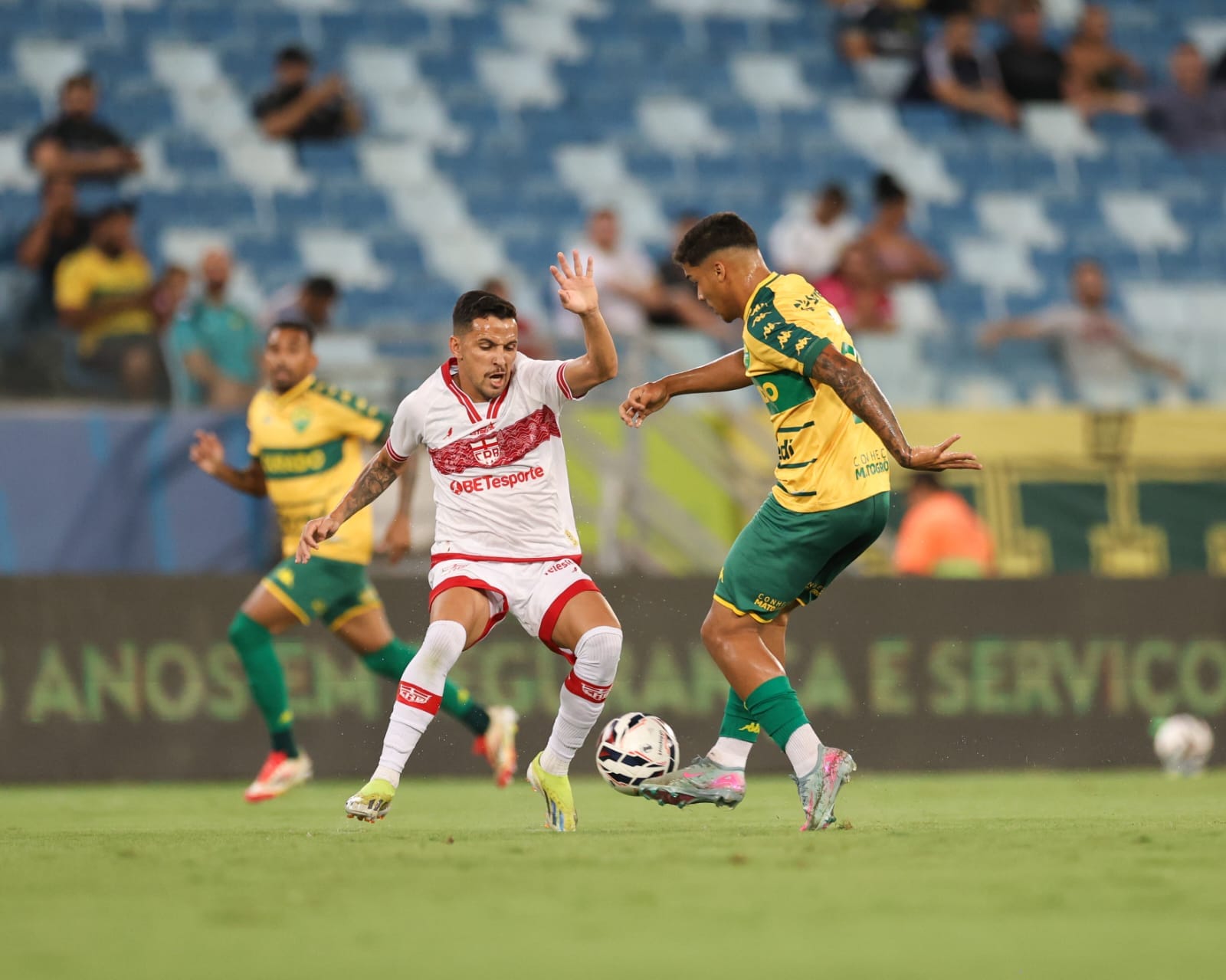 Cuiabá vence o CRB por 1 a 0 na Arena Pantanal e encosta no G-4; veja