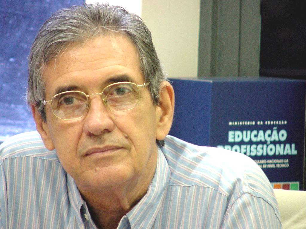 Sob a sombra das mangueiras