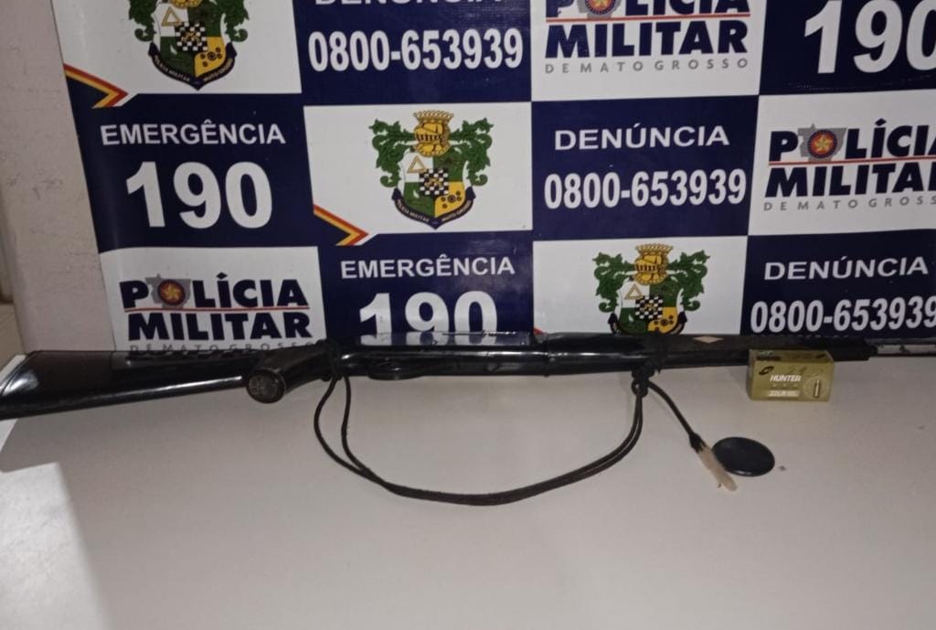 Mulher é agredida pelo marido e sogro após discussão durante bebedeira em chácara