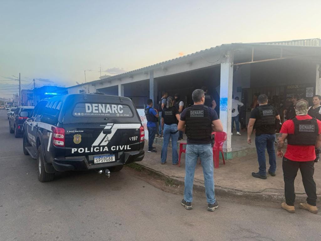 PC prende traficantes e fecha distribuidora de fachada para comércio de cocaína em VG