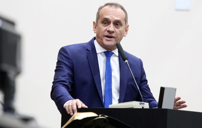 Wilson Santos critica excesso de policiais em gabinetes dos Poderes e cobra reforço nas ruas