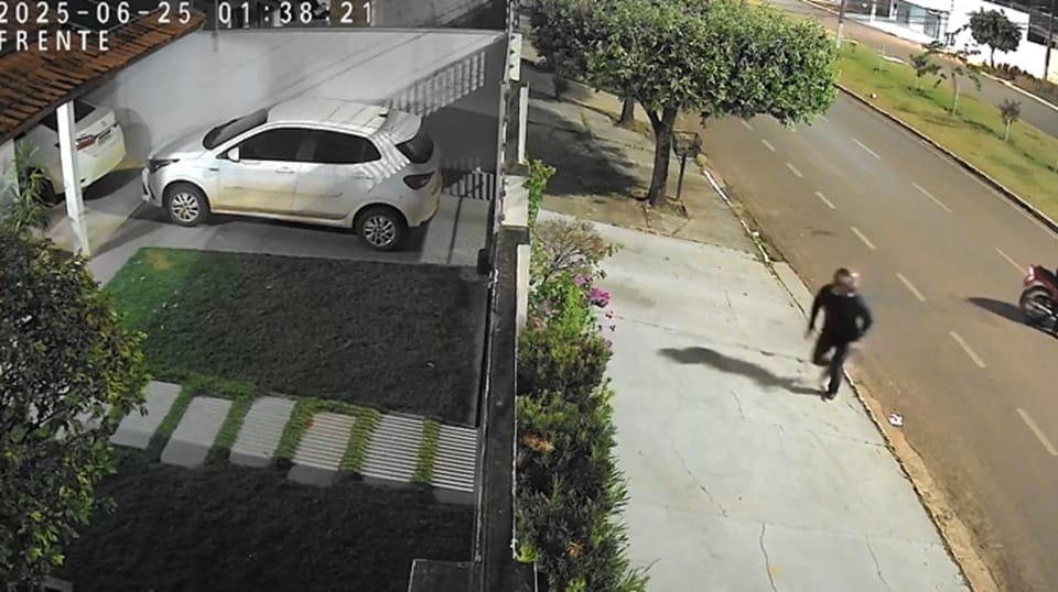 Empresário que atirou contra residência de ex-sócios é alvo de operação da Polícia Civil; vídeo