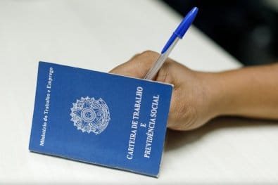 Serviços e construção lideram contratações formais em Cuiabá no mês de setembro