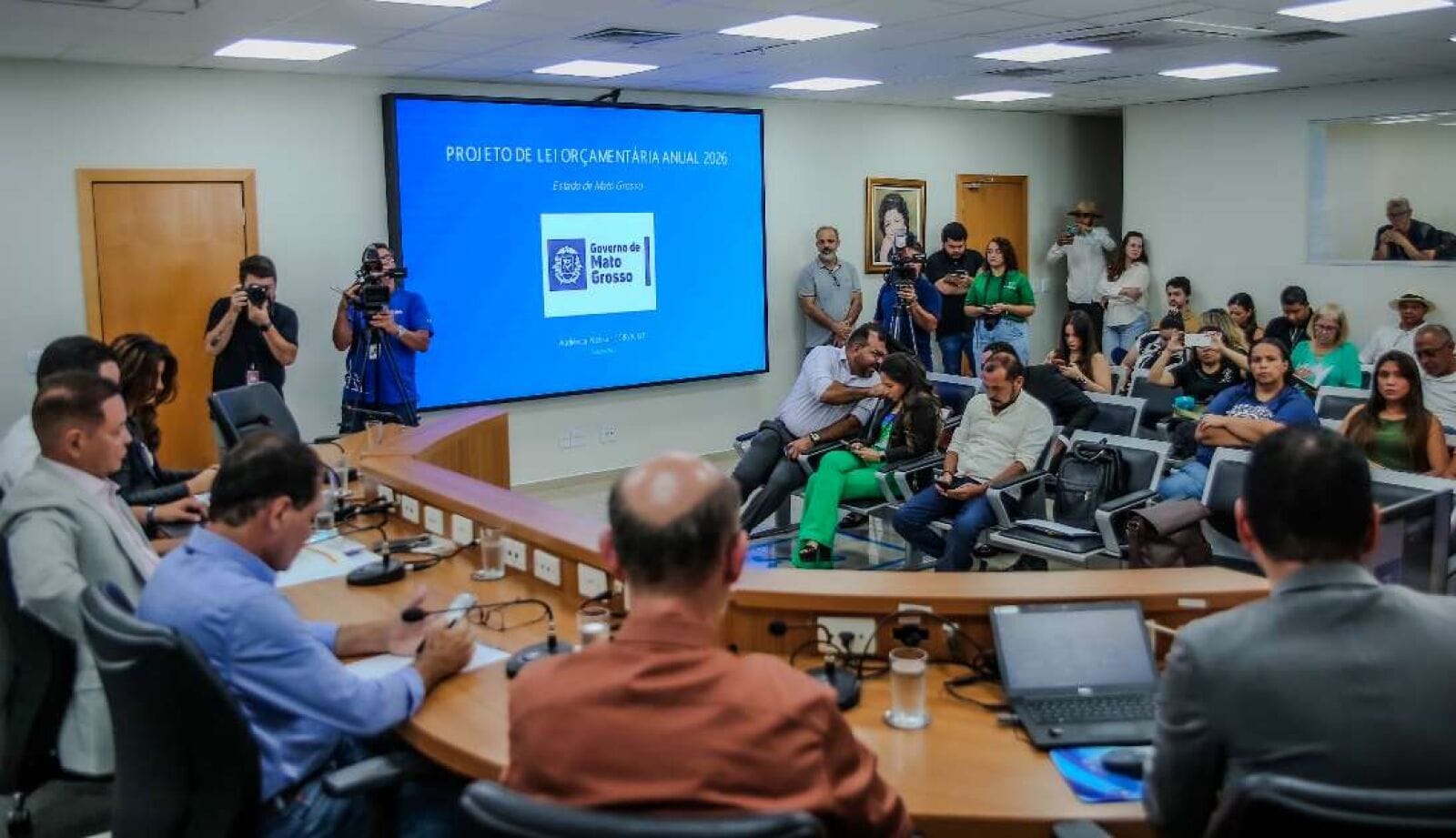 Assembleia começa analisar orçamento de R$ 40 bilhões ao Estado