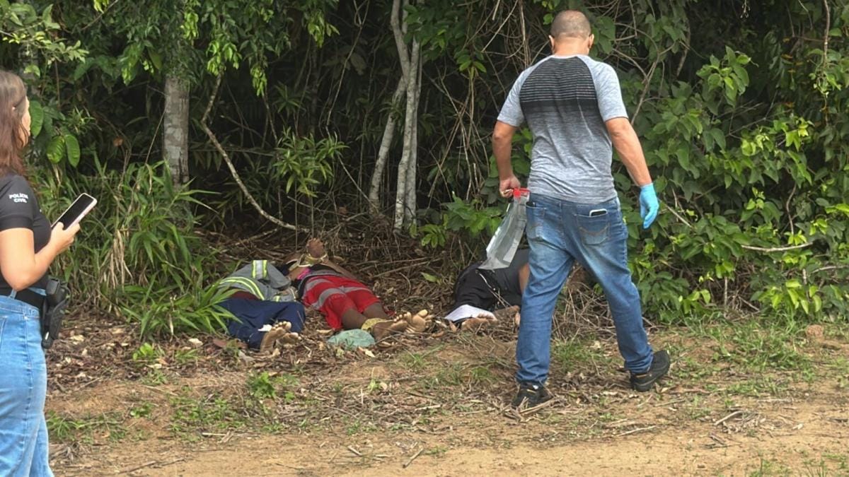 Polícia identifica corpos encontrados em mata e vala; bilhete aponta “código do crime”