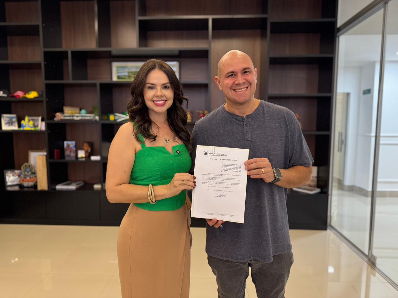 Prefeito sanciona lei que proíbe bebidas alcoólicas em festas escolares na capital