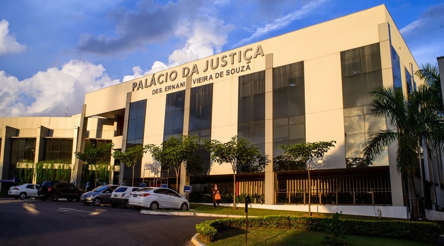 Dois juízes são afastados da Justiça de MT e pleno do TJ vai avaliar caso nesta quinta-feira