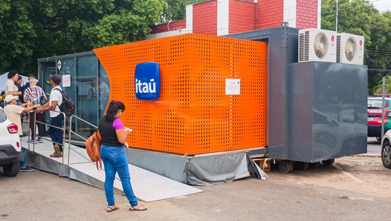 Itaú realiza plantão de atendimento no Pronto-Socorro  para abertura de conta de servidores