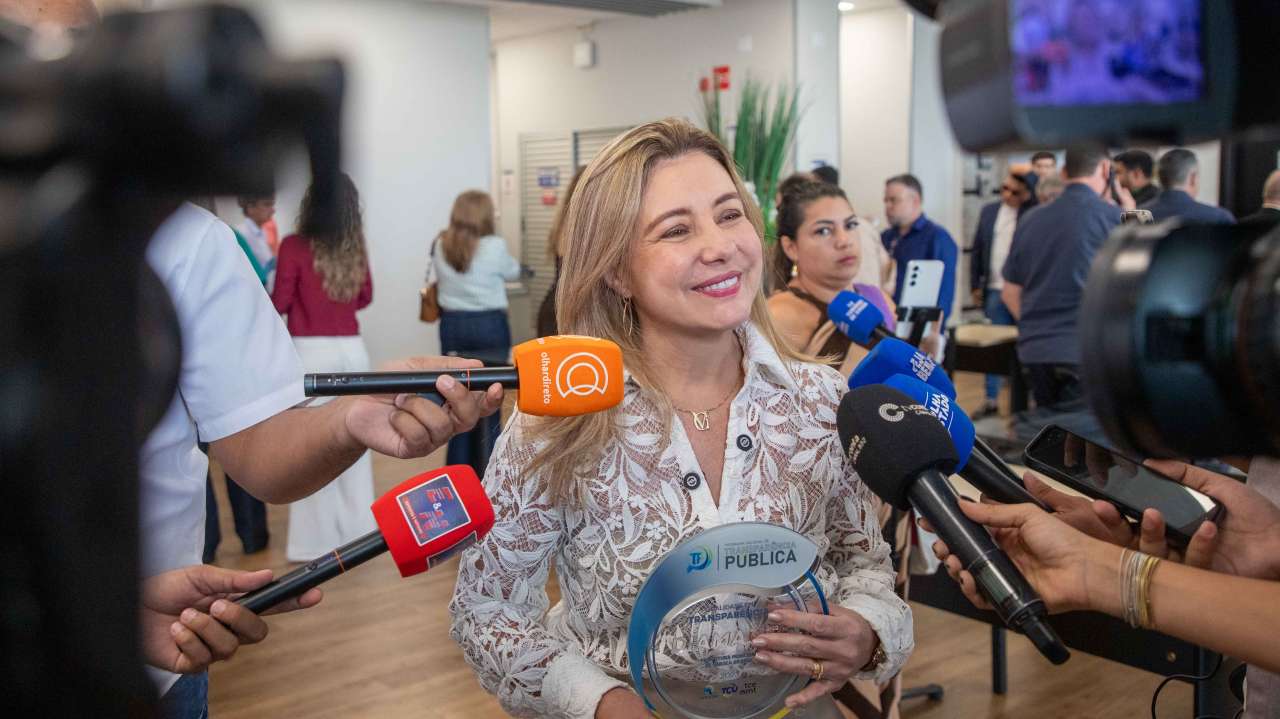 Prefeita diz ser partidária sobre apoio a WF, mas aguardará consolidação de candidatura