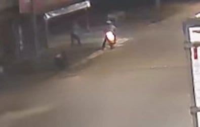 Vídeo mostra assassinato de adolescentes de 14 e 16 anos próximo de tabacaria