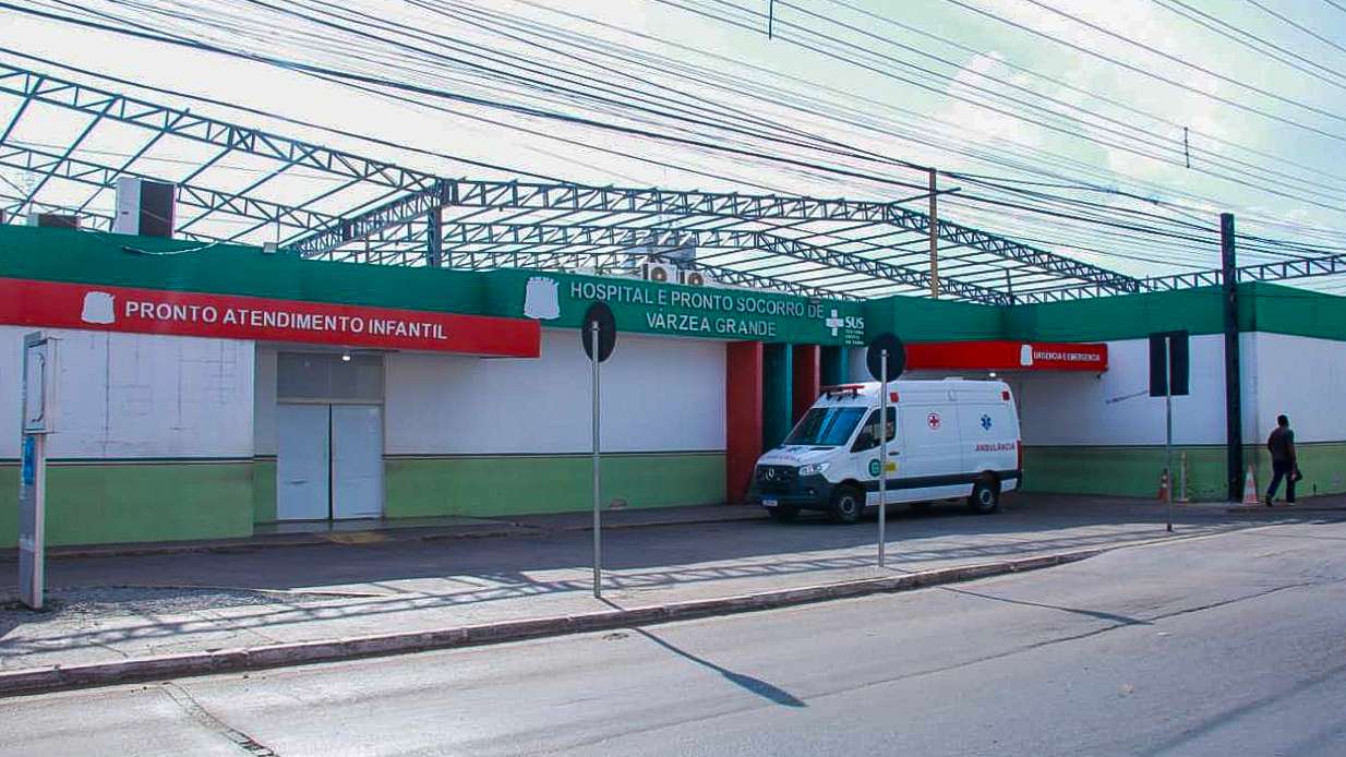 Avanço das obras de reforma do telhado do PS protegeu setores críticos de urgência e emergência
