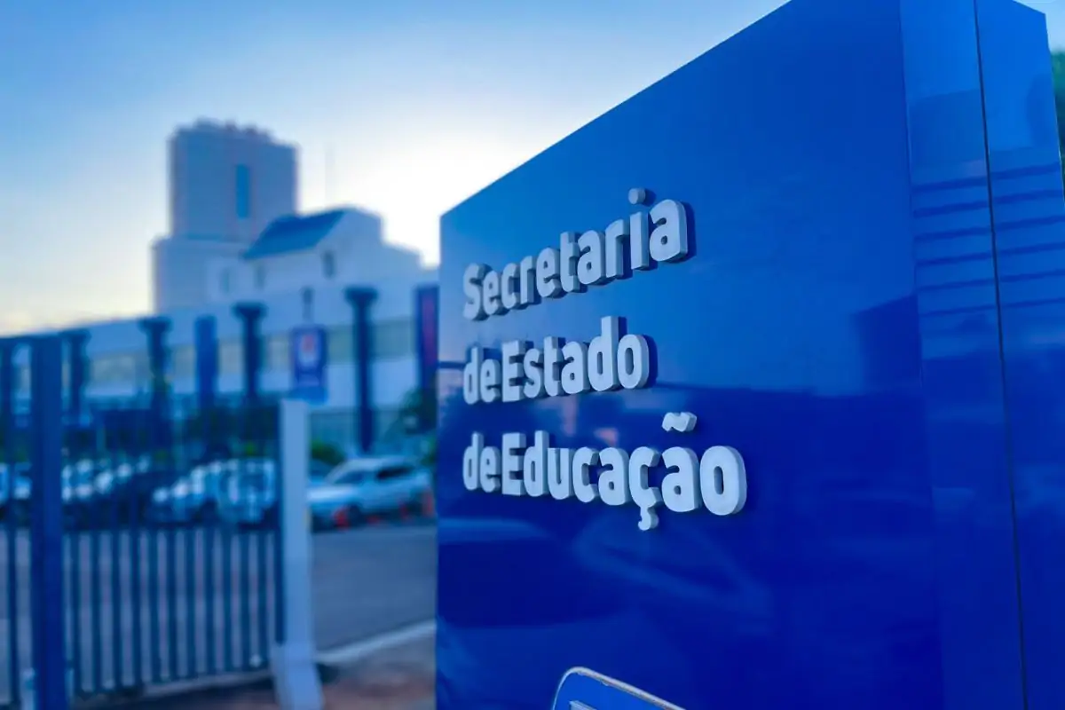 Estado pagará extra de R$ 215 milhões para servdores da Educação nesta sexta-feira