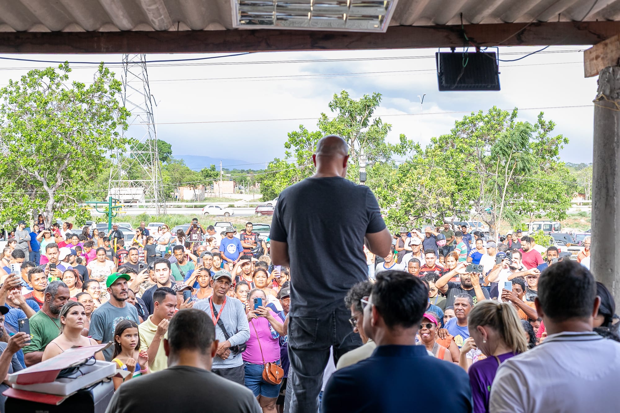 Contorno Leste poderá receber iluminação pública com regularização fundiária