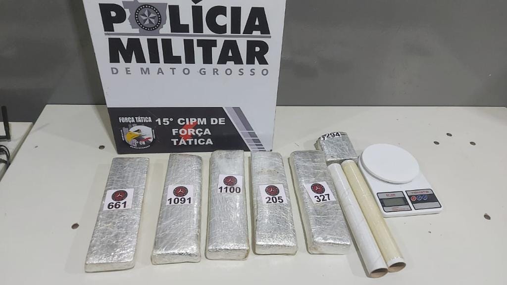 PM prende dois homens e apreende tabletes e porções de maconha em Várzea Grande