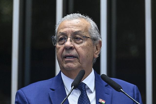 Jayme Campos propõe desidratar Fundo Eleitoral para financiar educação cidadã