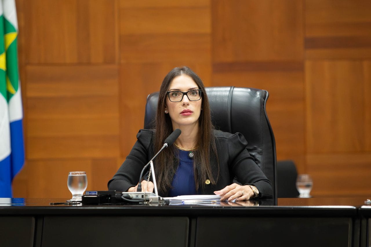 Janaina Riva elogia gestão Mauro Mendes e admite sonho de governar Mato Grosso