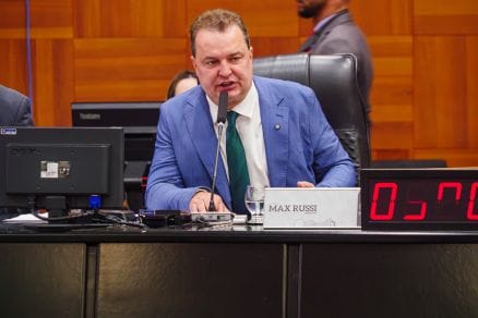 “Não foi uma vitória completa da Assembleia”, diz Max Russi após aprovação da LOA