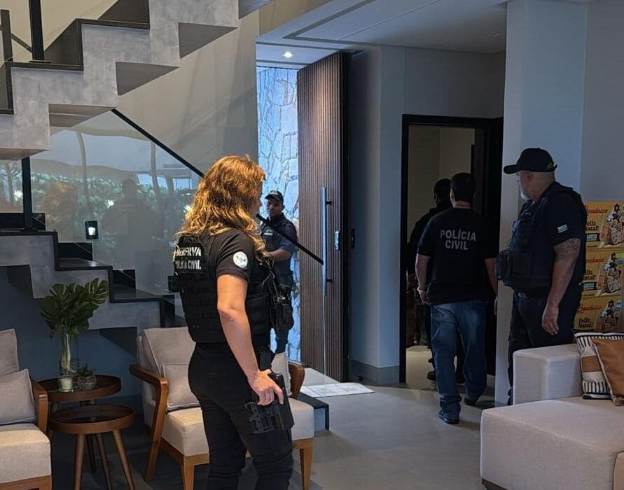 Nova fase de operação afasta vereador e servidor público envolvidos em fraudes em licitações