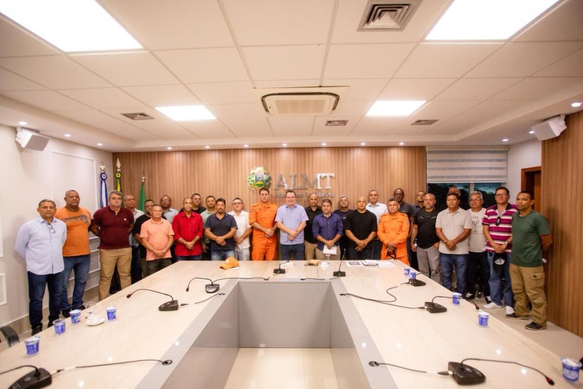 Após articulação de Max, 38 bombeiros serão promovidos a tenentes