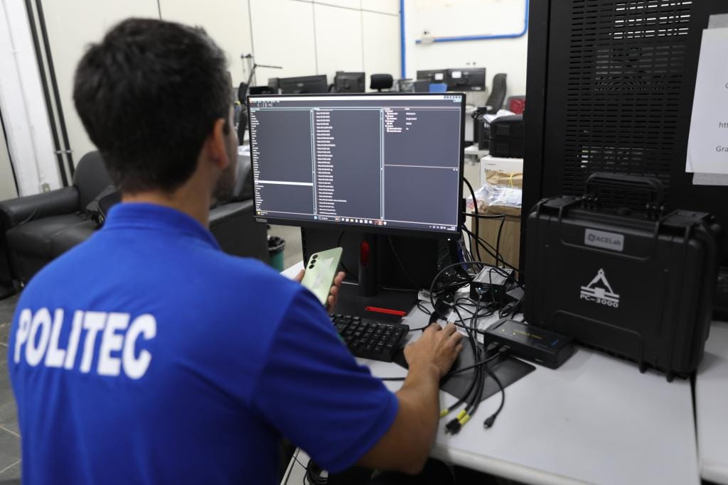 Governo amplia capacidade técnica e potencializa perícias em computação forense da Politec
