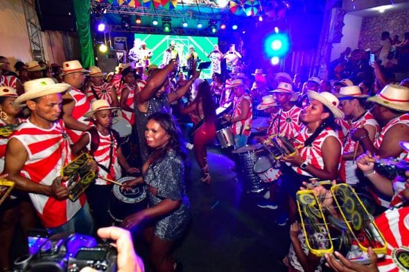 Prefeitura garante apoio e confirma programação com blocos e eventos religiosos