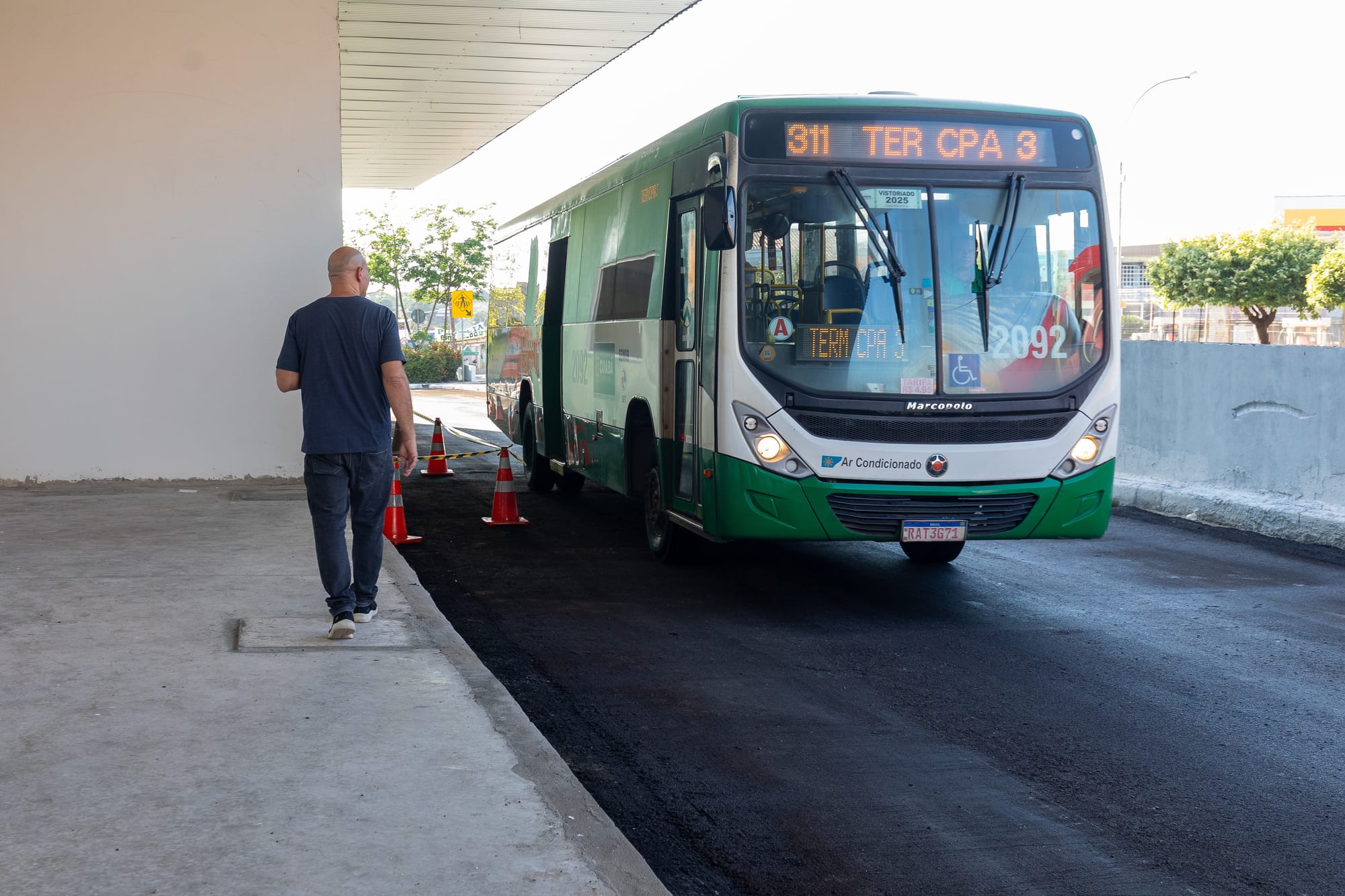 Apesar de obras, prefeitura reabre terminal de ônibus no CPA 3 de forma provisória