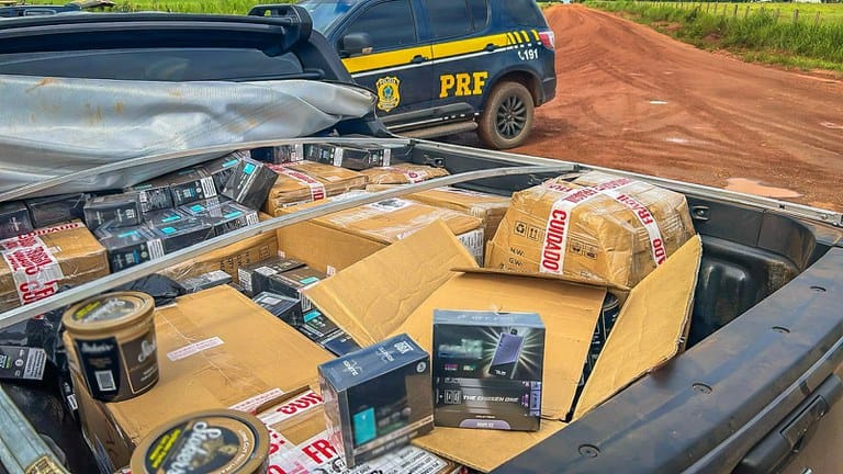 PRF apreende vapes e medicamentos de origem estrangeira em Mato Grosso