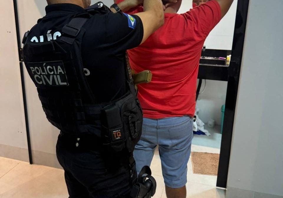 Dois são presos em operação da PC por furto qualificado em empresa de informática em MT