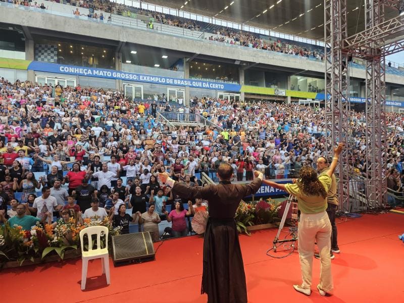 Nova edição do Vinde e Vede traz programação musical, oração e solidariedade na Arena Pantanal