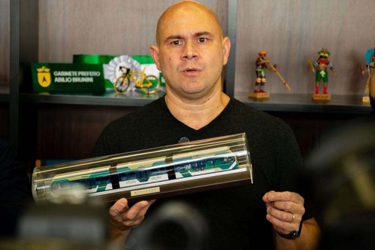 Abilio se afasta do debate e transfere ao Estado decisão sobre troca do BRT pelo BUD