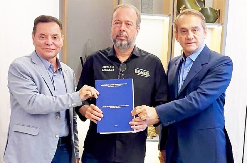 Deputados cobram mudanças da Energisa em reunião no Ministério de Minas e Energia