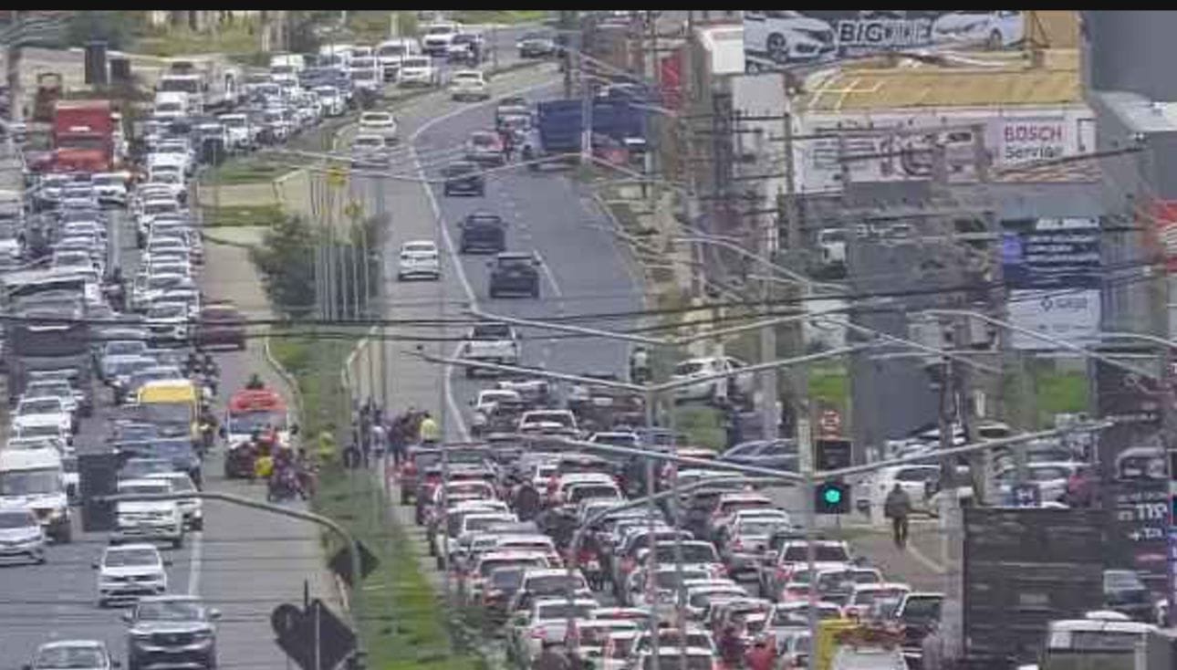 Idosa de 72 anos tem corpo partido ao meio em grave acidente na Avenida da FEB; vídeos