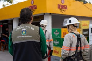 Operação interdita quiosque por poluição sonora e flagra furto de energia elétrica em Cuiabá