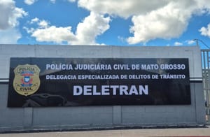 Motorista envolvido em acidente com morte de motociclista é identificado pela polícia