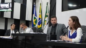 Câmara aprova PL que proíbe contratação de artistas que promovam apologia ao crime