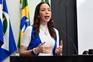 Maysa Leão critica postura de Dilemário Alencar e cobra mais proximidade com vereadores