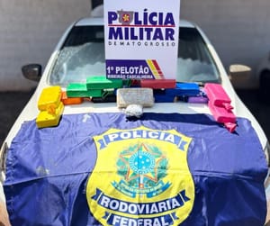 PM e PRF apreendem 14 tabletes de cocaína em tanque de combustível