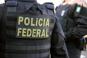 Polícia Federal prende operador de lobista e advogado suspeitos de atrapalhar investigações